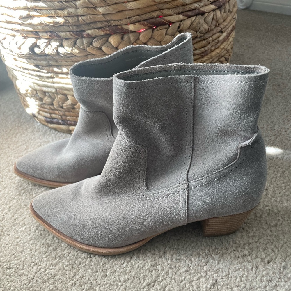 Dolce vita suede booties - Picture 6 of 7